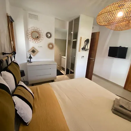 Apartment Superbe Vue Et Citadelle Calvi (Corsica)